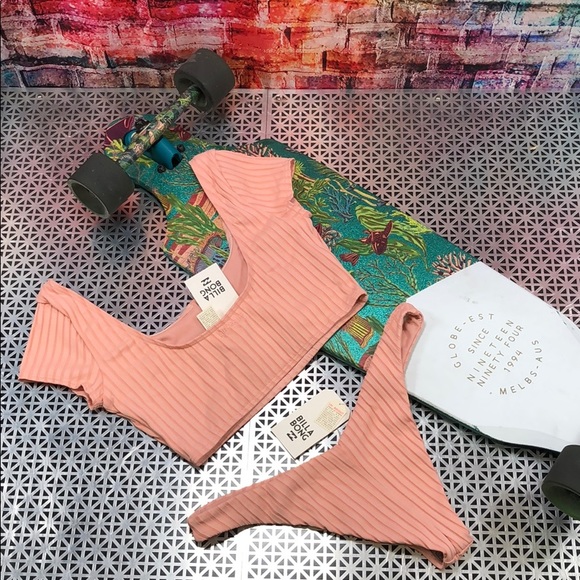 🔥 BILLABONG BIKINI SET 🔥 - Picture 6 of 9